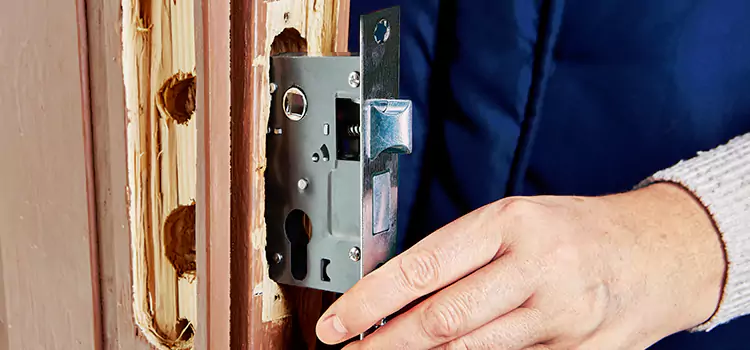 Garage Door Lock Replacement Mountlake Terrace